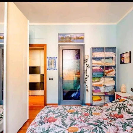A Quiet And Loving Gem In The Center Of Apartment Milan