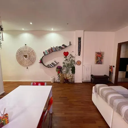 A Quiet And Loving Gem In The Center Of * Mailand